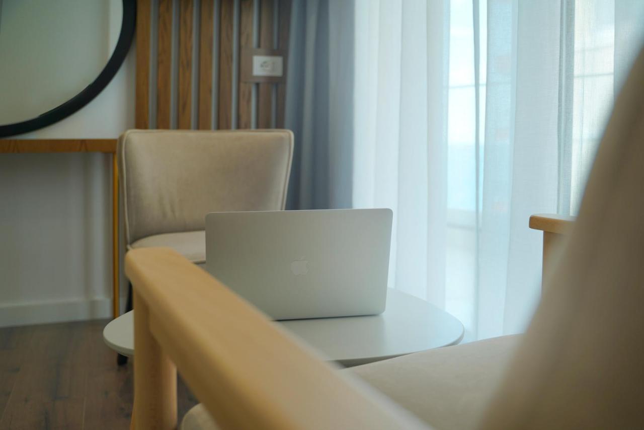 Dorchester Hotel Саранда Екстер'єр фото